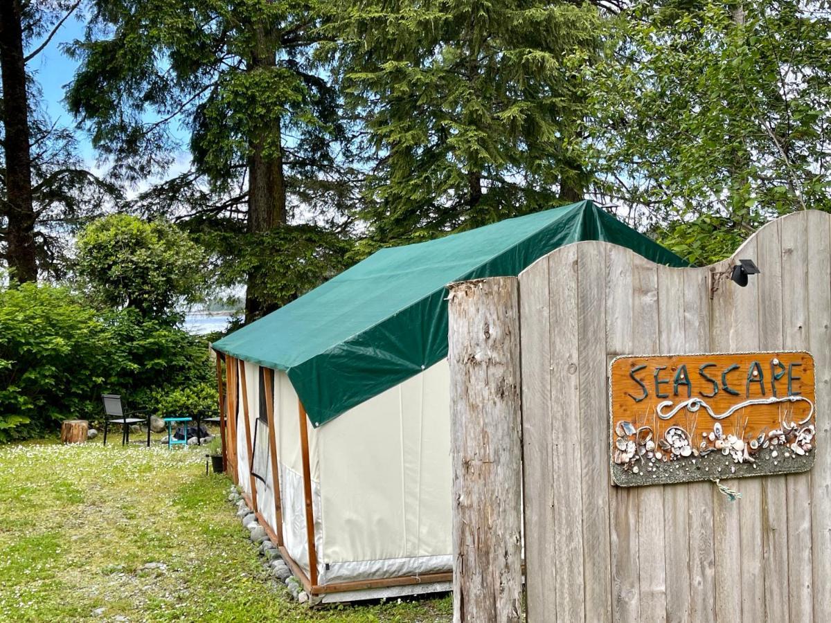 Отель So Damn Lucky Glamping Юклулет Экстерьер фото